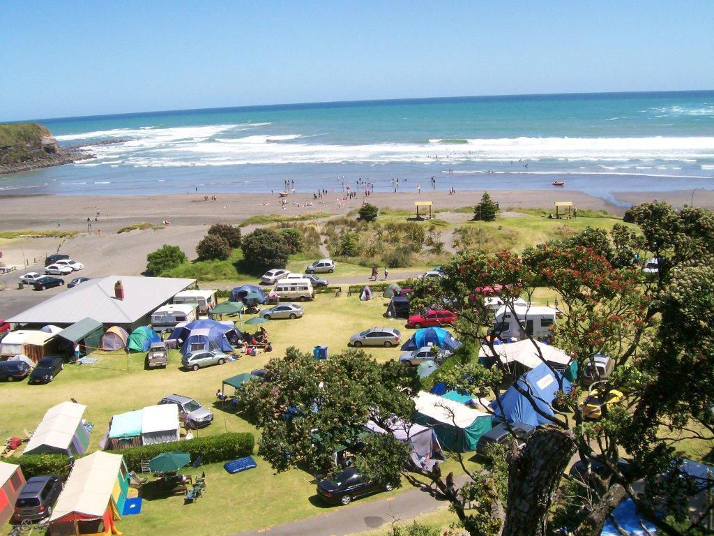 ホテル Opunake Beach Kiwi Holiday Park エクステリア 写真