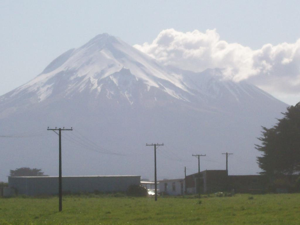 ホテル Opunake Beach Kiwi Holiday Park エクステリア 写真